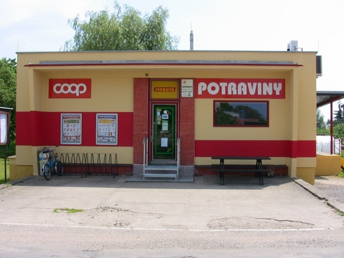 COOP Třebnouševes